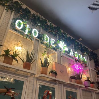 Ojo de Agua - Restaurant main wall - Mexican Near Me - Miami, Florida Ojo de Agua - Restaurant main wall - Mexican Near Me - Miami, Florida