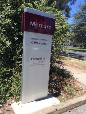 Mercure Canberra by null