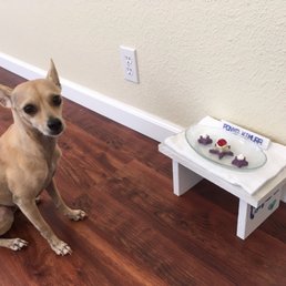 Pet friendly Vinyl floor. My dog doesn't slip on the floor. Great!