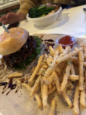 Knockabout Burgers by null