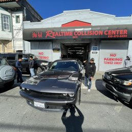 Exterior outside entrance of Realtime Collision Repair - Oakland, California Exterior outside entrance of Realtime Collision Repair - Oakland, California