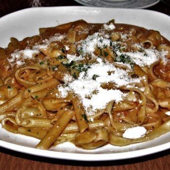 Eduardo Duluth - Not only was the pasta tasty, the portion size was also satisfying. - Italian Near Me - Montreal, Quebec
