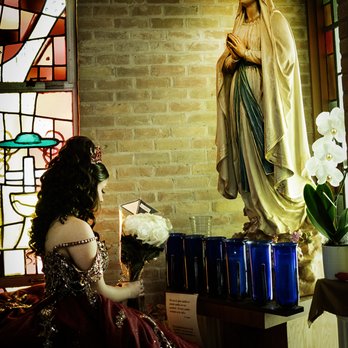 De Leon Photography and Video - quinceañera - Photographers Near Me - Channelview, Texas De Leon Photography and Video - quinceañera - Photographers Near Me - Channelview, Texas