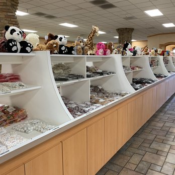 Death Valley Nut & Candy - Inside the store - Candy Stores Near Me - Beatty, Nevada