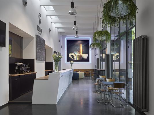 Edison Filmhub by null