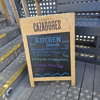 Twisted Tides - Beer Bar Near Me - Cocoa Beach, Florida