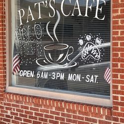 Pat's Cafe - Front of the place