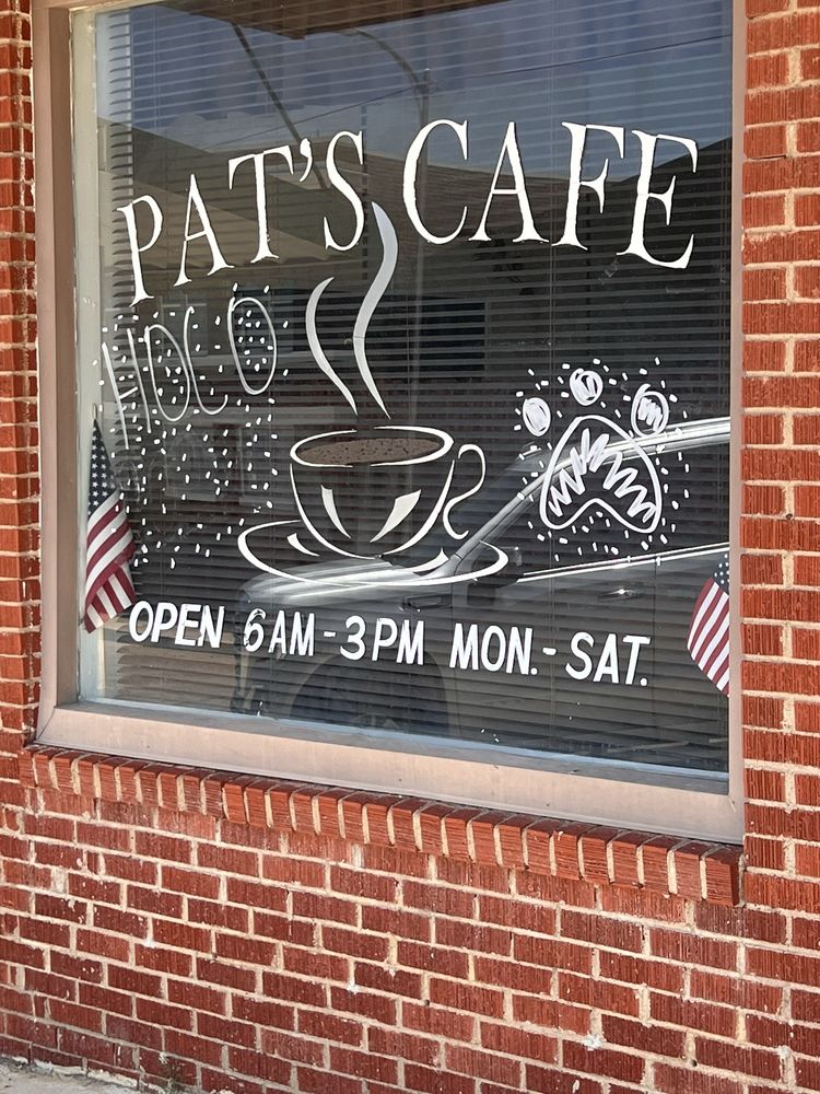 Pat's Cafe Logo