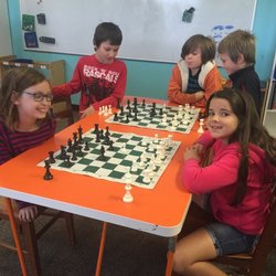 Athenaeum Learning Center - Elementary students take extracurriculars such as chess, Latin, Chinese, art, computer programming, and more.
