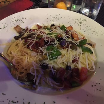 Arnolds Bar & Grill - Greek deluxe - Pubs Near Me - Cincinnati, Ohio
