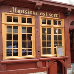 Monsieur Est Servi - Monsieur est servi