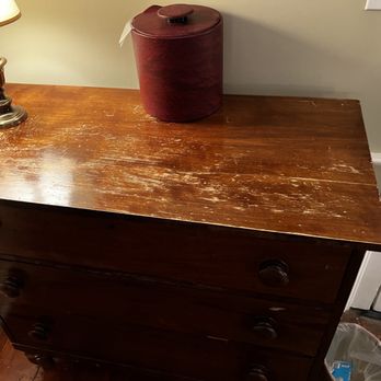 Concord's Colonial Inn - Furniture from guest room in Colonial Inn - Hotels Near Me - Concord, Massachusetts