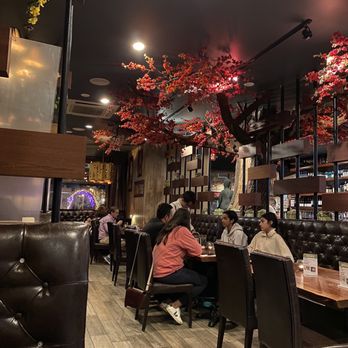 Hashi Sushi - Inside decor - Sushi Bars Near Me - New Canaan, Connecticut Hashi Sushi - Inside decor - Sushi Bars Near Me - New Canaan, Connecticut
