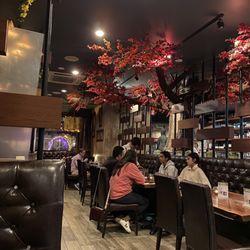 Hashi Sushi - Inside decor