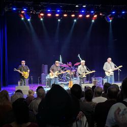The Auditorium - Los Lobos.