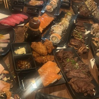 Kan Sushi - Sushi Bars Near Me - Honolulu, Hawaii
