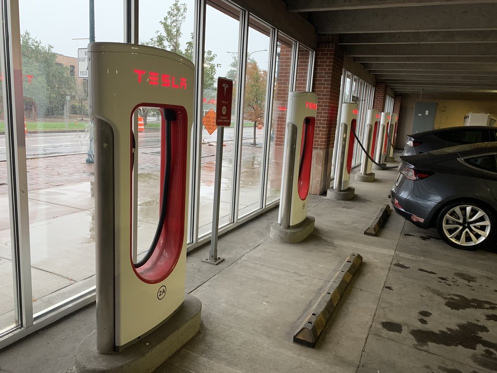 TESLA SUPERCHARGER Updated September 2024 16 Reviews 215 North