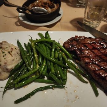 Steak 38 - Tabernacle - NY Strip with green beans and mashed potatoes - Steakhouses Near Me - Tabernacle, New Jersey