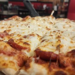Basil's Italian - Pizza!