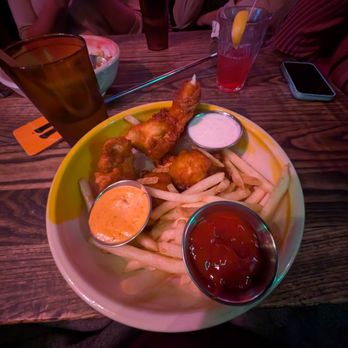 Queeny's - Chicken crispers and fries - Burgers Near Me - Durham, North Carolina