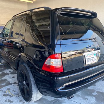Winnetka Auto Body - Body Shops Near Me - Winnetka, California