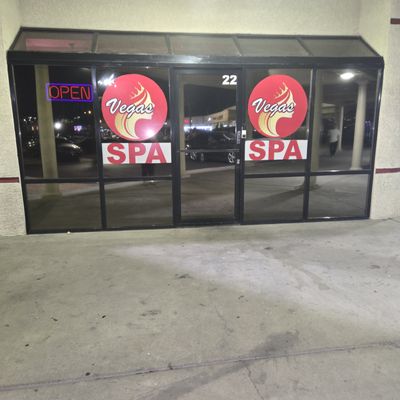 Vegas Spa Open 24/7 welcome you to come! - Brand New Massage Spa, only provide best service in the heart of Las Vegas!
Young beautiful masseuse available here for you 24/7, we will take care all you need!