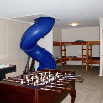 Three Peaks Lodge - Bunk Room - Vacation Rentals Near Me - St. Anthony, Idaho