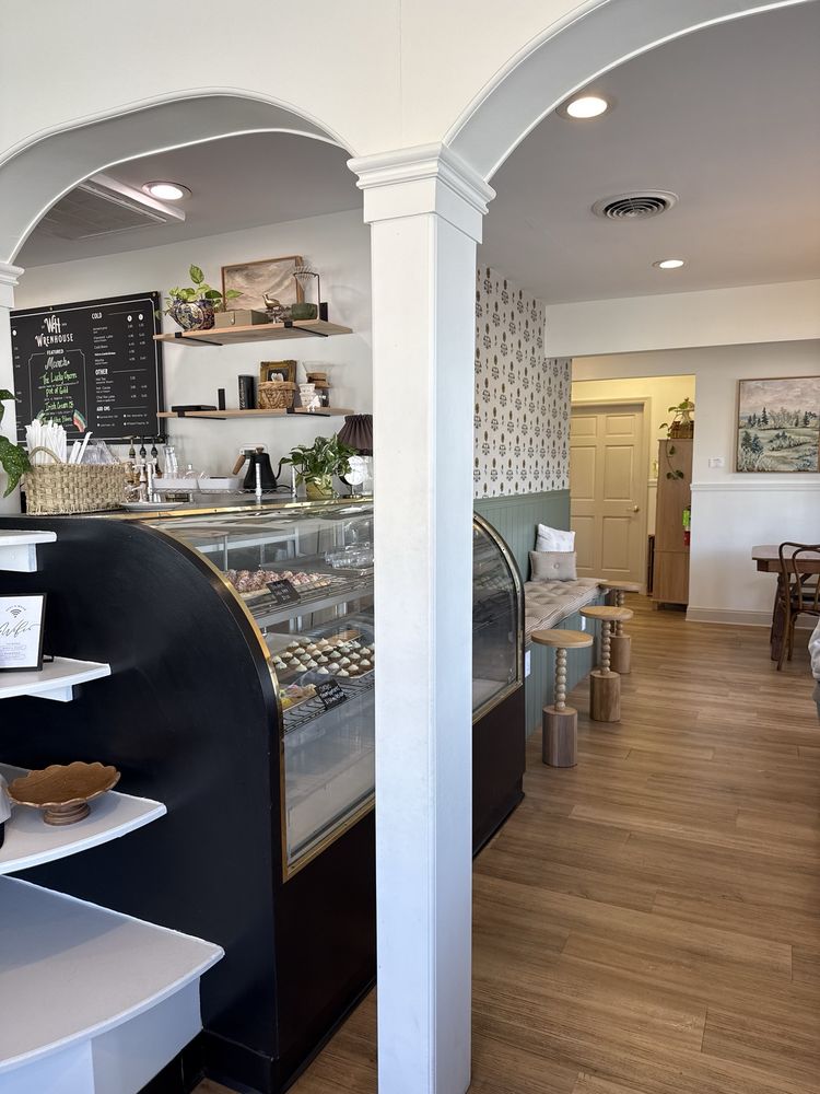 Wrenhouse Bakery Logo