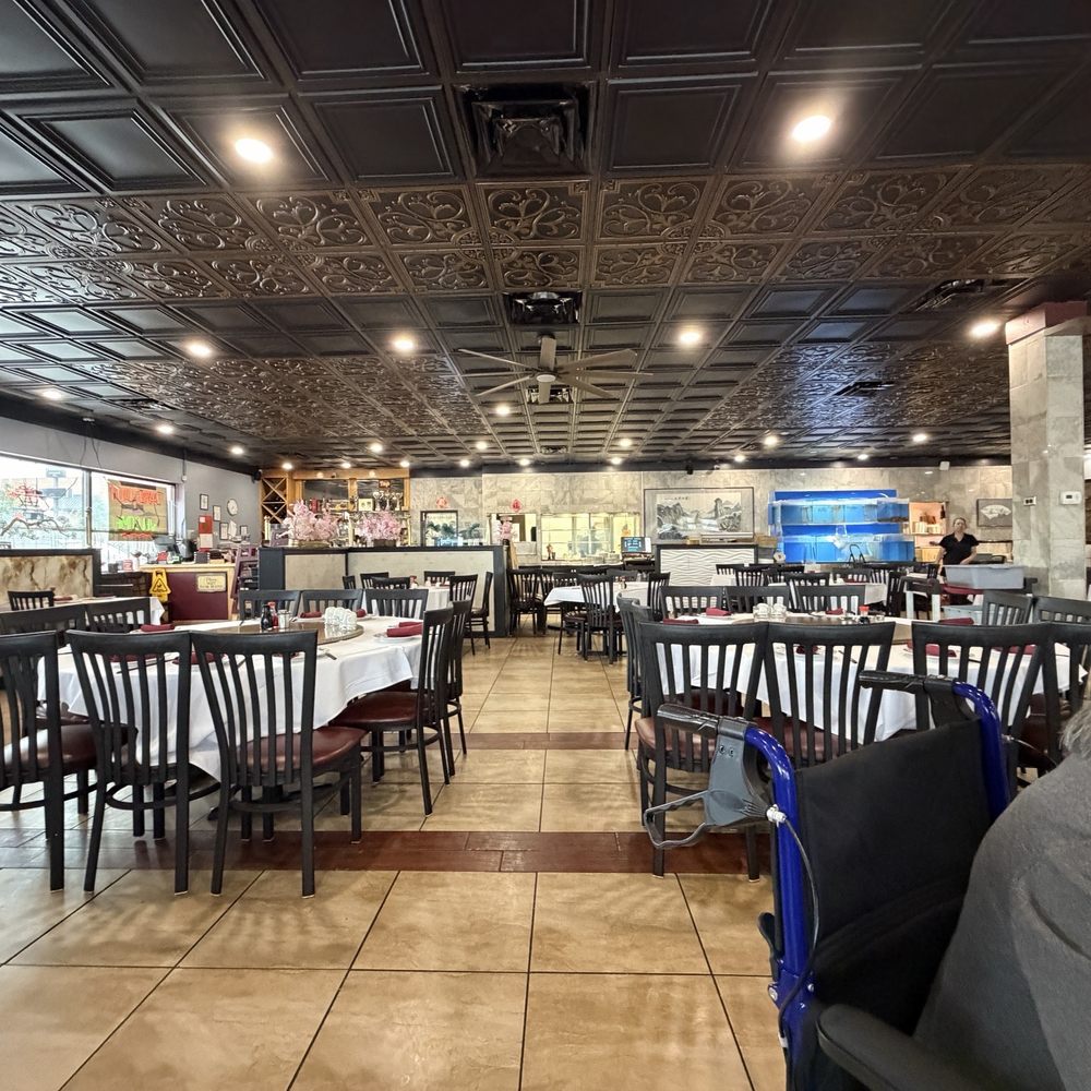 The Empress Seafood Restaurant - Interior - Dim Sum Near Me - Denver, Colorado The Empress Seafood Restaurant - Interior - Dim Sum Near Me - Denver, Colorado