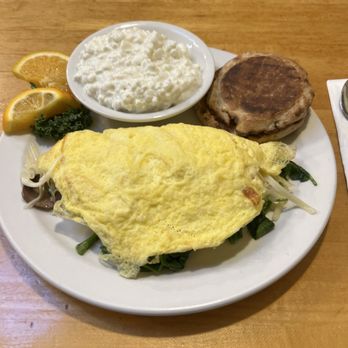 Omelette Parlor - Cadet Omelet (spinach, mushrooms, and cheese) with cottage cheese and an English muffin - half price! - Breakfast & Brunch Near Me - Colorado Springs, Colorado Omelette Parlor - Cadet Omelet (spinach, mushrooms, and cheese) with cottage cheese and an English muffin - half price! - Breakfast & Brunch Near Me - Colorado Springs, Colorado