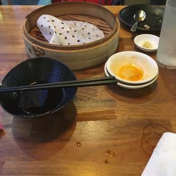 Dough Zone Dumpling House - Seattle ID - This is what's left of four platters of beef dumplings and a side of wontons! - Shanghainese Near Me - Seattle, Washington Dough Zone Dumpling House - Seattle ID - This is what's left of four platters of beef dumplings and a side of wontons! - Shanghainese Near Me - Seattle, Washington