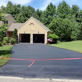 Bouchards Paving & Sealing - Masonry/Concrete Near Me - Williamstown, Vermont Bouchards Paving & Sealing - Masonry/Concrete Near Me - Williamstown, Vermont