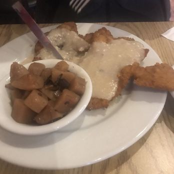 Gasthaus Cardi - Schnitzel with cream gravy - German Near Me - Cody, Wyoming Gasthaus Cardi - Schnitzel with cream gravy - German Near Me - Cody, Wyoming