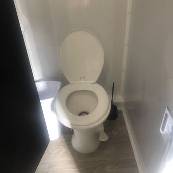 Pinto's Farm - Bathroom stall - Venues & Event Spaces Near Me - Miami, Florida Pinto's Farm - Bathroom stall - Venues & Event Spaces Near Me - Miami, Florida