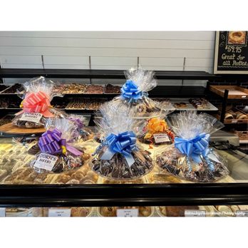 D'Orsi's Bakery - Togo cookie tray | #intenselypassionatephotography - Caterers Near Me - Port Reading, New Jersey