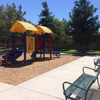San Lauren Park - Little kid play structure - Parks Near Me - Bakersfield, California San Lauren Park - Little kid play structure - Parks Near Me - Bakersfield, California