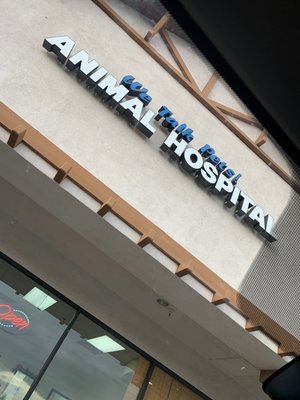 WE TALK PETS! ANIMAL HOSPITAL - 123 Photos & 207 Reviews - 1042 N