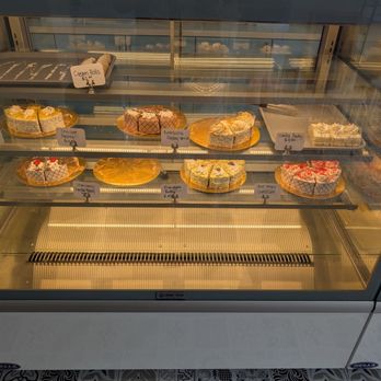 Cake Art Studio - Cake slices and cream rolls - Desserts Near Me - Brampton, Ontario Cake Art Studio - Cake slices and cream rolls - Desserts Near Me - Brampton, Ontario