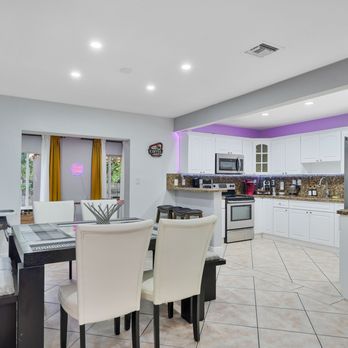 Vacay Spot - Vacation Rentals Near Me - Miami, Florida Vacay Spot - Vacation Rentals Near Me - Miami, Florida