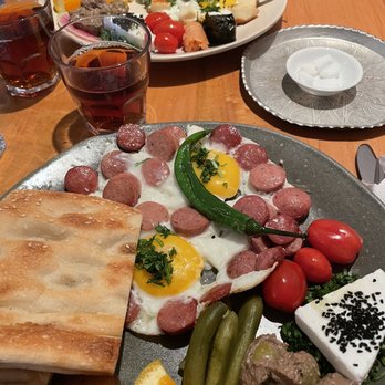 Takht-e Tavoos - Egg sausage  Panir boroshteh Tea - Persian/Iranian Near Me - Toronto, Ontario