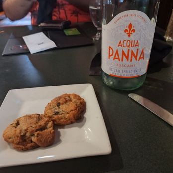 Jack's Firehouse - Complimentary cookies and imported 7.50 spring mineral water - Bars Near Me - Philadelphia, Pennsylvania Jack's Firehouse - Complimentary cookies and imported 7.50 spring mineral water - Bars Near Me - Philadelphia, Pennsylvania