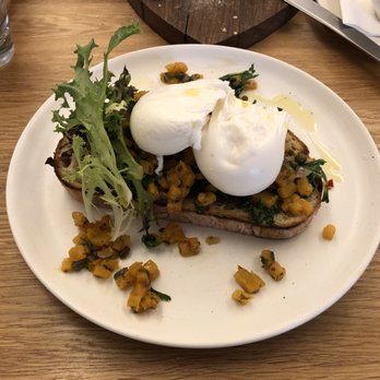 Daylesford Organic - British Near Me - London, XGL