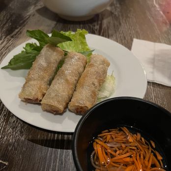Kitchen Co Ut - Spring Rolls - Vietnamese Near Me - New York, New York Kitchen Co Ut - Spring Rolls - Vietnamese Near Me - New York, New York