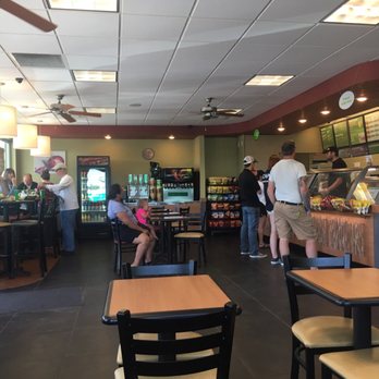 Subway - Looks newly renovated - Sandwiches Near Me - Pendleton, Oregon