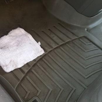 Norwood Park - Weathertech mat still dirty after they assured me it was going to be cleaned. - Car Wash Near Me - Chicago, Illinois