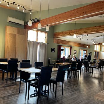 Leo & Leto's - Craftsman vibe throughout. - Wine Tasting Room Near Me - Freeland, Washington
