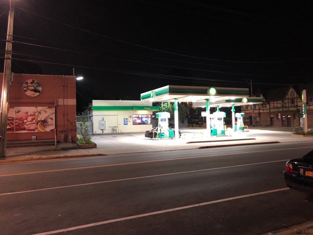 BP Updated October 2024 688 Woodfield Rd, West Hempstead, New York Gas Stations Phone