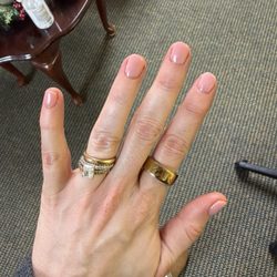 Leyna's Nail Salon - Gel manicure