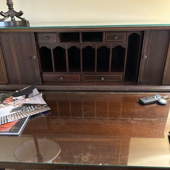The Duke Mansion - Old school desk - Bed & Breakfast Near Me - Charlotte, North Carolina The Duke Mansion - Old school desk - Bed & Breakfast Near Me - Charlotte, North Carolina