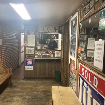 Cooter Brown's Rib Shack - Interior - Barbeque Near Me - Jacksonville, Alabama